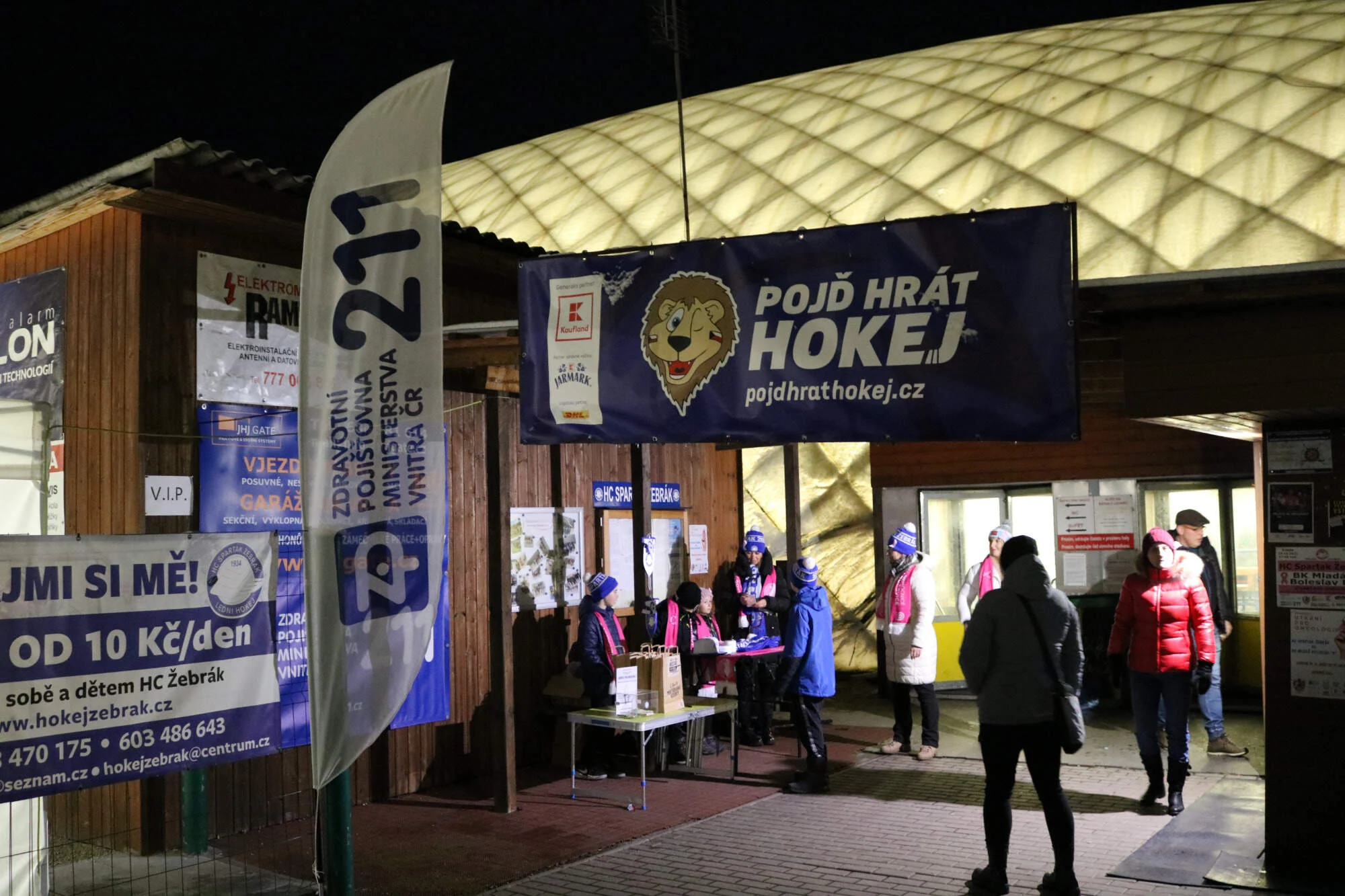 Klubový snímek 3 · Utkání pro onkologii – Žebrák : M. Boleslav B